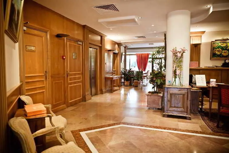 Sun Riviera Hotel Cannes 4*,